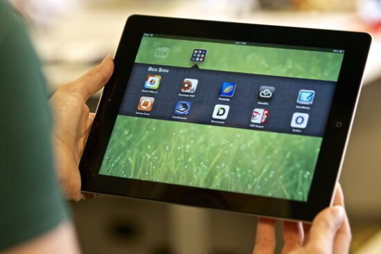 a person launches an app on their ipad using the sdk.